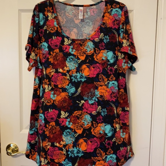 New Classic T . - Picture 2 of 3